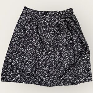 JONES NEW YORK | Elegant Black and Gray Patterned Skirt Size 6 NWT